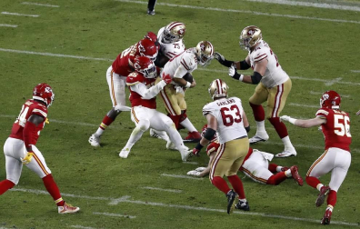 Imágenes del espectacular encuentro entre los Chiefs de Kansas City y los 49ers de San Francisco en el partido disputado en el Hard Rock Stadium de Miami.