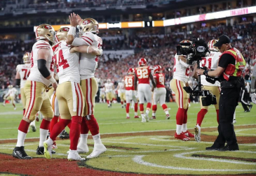 Imágenes del espectacular encuentro entre los Chiefs de Kansas City y los 49ers de San Francisco en el partido disputado en el Hard Rock Stadium de Miami.