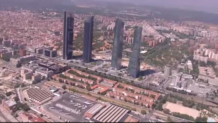 Un dron obliga el aeropuerto de Madrid durante casi dos horas