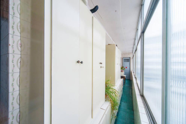 Un inmueble lleno de posibilidades con 200m2 de superficie útil y una gran luminosidad, ubicado en la zona de Jesuitas y Club de Tenis.