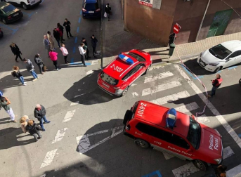 La Policía Foral ha detenido este jueves a varias personas en una operación antidroga desarrollada en Pamplona. Además, una persona se ha atrincherado en un domicilio en la calle Irati del barrio de La Milagrosa.