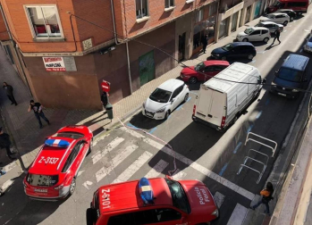 La Policía Foral ha detenido este jueves a varias personas en una operación antidroga desarrollada en Pamplona. Además, una persona se ha atrincherado en un domicilio en la calle Irati del barrio de La Milagrosa.