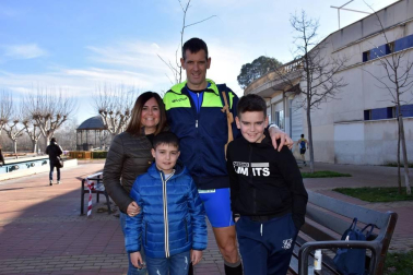 El pasado domingo se celebró en Tudela el I Duatlón SDR Arenas, válido como campeonato navarro de Duatlón Cross. En esta cita deportiva participaron cerca de 250 deportistas desde categoría pre benjamín a absoluta.