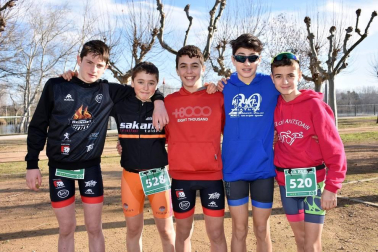 El pasado domingo se celebró en Tudela el I Duatlón SDR Arenas, válido como campeonato navarro de Duatlón Cross. En esta cita deportiva participaron cerca de 250 deportistas desde categoría pre benjamín a absoluta.