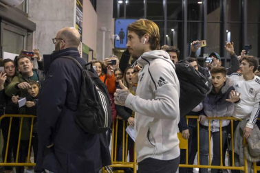 El Real Madrid aterrizó este sábado por la tarde en Pamplona después de tres años sin pisar tierras navarras
