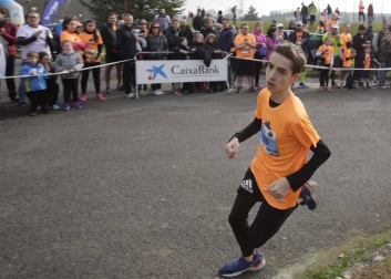 La cuarta edición de esta carrera, destinada a recaudar fondos para el cáncer infantil, contó con 2.006 inscritos