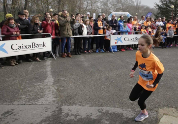 La cuarta edición de esta carrera, destinada a recaudar fondos para el cáncer infantil, contó con 2.006 inscritos