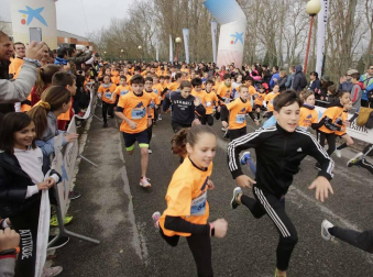 La cuarta edición de esta carrera, destinada a recaudar fondos para el cáncer infantil, contó con 2.006 inscritos
