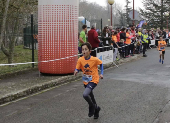 La cuarta edición de esta carrera, destinada a recaudar fondos para el cáncer infantil, contó con 2.006 inscritos