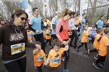 La cuarta edición de esta carrera, destinada a recaudar fondos para el cáncer infantil, contó con 2.006 inscritos