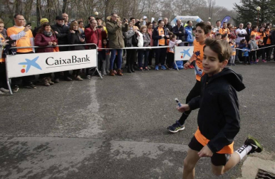 La cuarta edición de esta carrera, destinada a recaudar fondos para el cáncer infantil, contó con 2.006 inscritos