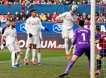 Galería de fotos del partido Osasuna-Real Madrid disputado en El Sadar y correspondiente a la jornada 23 de LaLiga Santander.