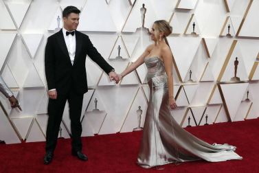 Repaso de los vestidos y diseños que lucieron los artistas en la alfombra roja antes de la entrega de los Premios Oscar