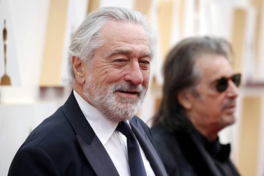 Repaso de los vestidos y diseños que lucieron los artistas en la alfombra roja antes de la entrega de los Premios Oscar