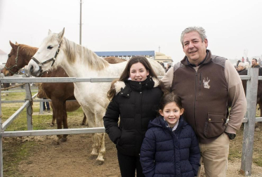 Los vecinos de Tafalla disfrutaron del día 6 al 9 de las tradicionales ferias de febrero. El domingo se celebraron los eventos relacionados con el ganado equino, con la entrada al recito ferial y la concentración y paseo de caballistas y enganches.