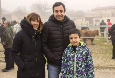 Los vecinos de Tafalla disfrutaron del día 6 al 9 de las tradicionales ferias de febrero. El domingo se celebraron los eventos relacionados con el ganado equino, con la entrada al recito ferial y la concentración y paseo de caballistas y enganches.