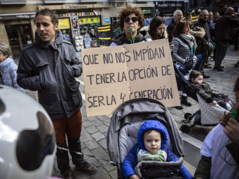 Imágenes de los tractores para la protesta agraria con tractores en Pamplona.
