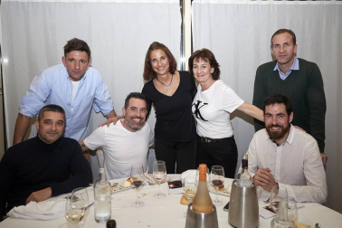 El pasado sábado tuvo lugar la Noche del pádel navarro 2020 en el restaurante El Colegio con la presencia de casi 90 personas. En ella se entregaron los premios de la temporada, que coronaron a Jon Sanz y Marta Sexmilo como los mejores jugadores de la temporada.