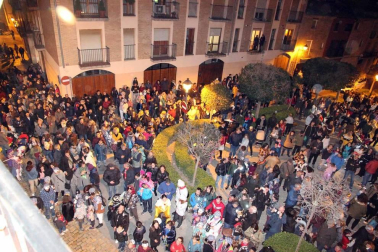 Fotos del desfile de zipoteros del carnaval de Tudela