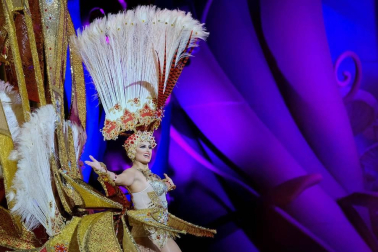 Modelos y candidatas al título del certamen celebrado el viernes 21 de febrero con MInerva Hernández como vencedora gracias a su propuestas 'Vida'.