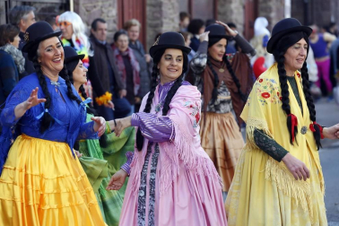 Galería de fotos del desfile de Carnaval celebrado el sábado 22 de febrero en Elizondo