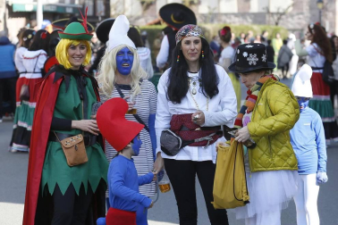 Galería de fotos del desfile de Carnaval celebrado el sábado 22 de febrero en Elizondo