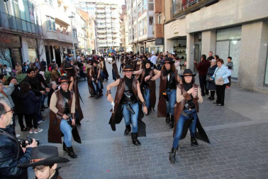 Galería de fotos del Carnaval celebrado el domingo 23 de febrero en Tudela