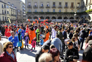 Galería de fotos del Carnaval celebrado el domingo 23 de febrero en Tafalla