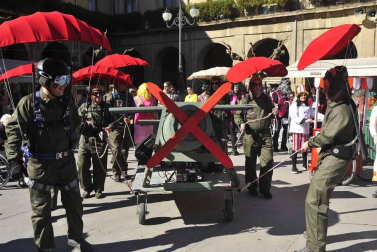 Galería de fotos del Carnaval celebrado el domingo 23 de febrero en Tafalla