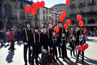 Galería de fotos del Carnaval celebrado el domingo 23 de febrero en Tafalla