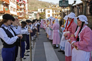 Galería de fotos del Carnaval celebrado el sábado 23 de febrero en Bera