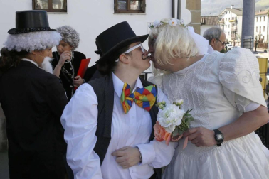 Galería de fotos del Carnaval celebrado el sábado 23 de febrero en Bera