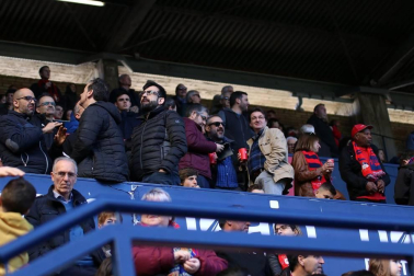 Galería de fotos de la afición congregada en El Sadar durante el partido Osasuna-Granada.
