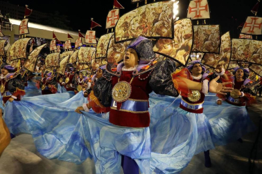 Los desfiles del Carnaval de Río abren con un llamamiento para salvar el medioambiente