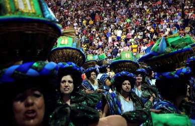 Los desfiles del Carnaval de Río abren con un llamamiento para salvar el medioambiente