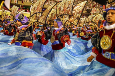 Los desfiles del Carnaval de Río abren con un llamamiento para salvar el medioambiente