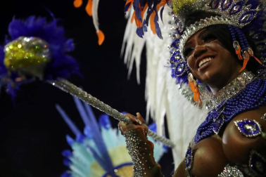 Los desfiles del Carnaval de Río abren con un llamamiento para salvar el medioambiente