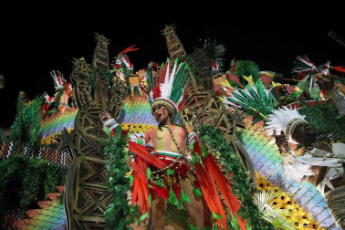 Los desfiles del Carnaval de Río abren con un llamamiento para salvar el medioambiente