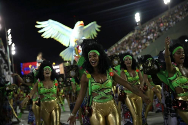 Los desfiles del Carnaval de Río abren con un llamamiento para salvar el medioambiente