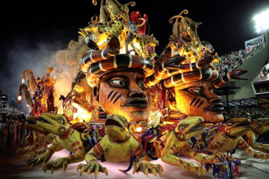 Los desfiles del Carnaval de Río abren con un llamamiento para salvar el medioambiente