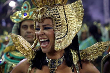 Los desfiles del Carnaval de Río abren con un llamamiento para salvar el medioambiente