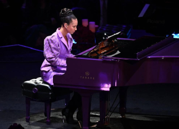 Beyoncé, Alicia Keys y Christina Aguilera rinden tributo a Kobe Bryant