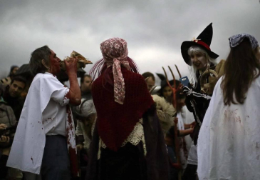 Fotos de la celebración del Carnaval rural en Alsasua este 25 de febrero, con los momotxorros como protagonistas.