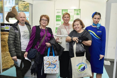 El domingo 23 de febrero ¡Click! acudió a Baluarte para visitar Navartur, la 15 edición de la Feria Internacional de Turismo Reyno de Navarra. El público asistente pudo disfrutar de más de 500 propuestas vacacionales, sorteos, degustaciones, juegos infantiles… ¡Un auténtico viaje para los sentidos!