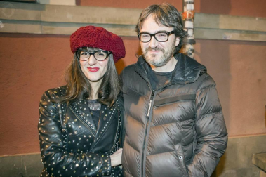 Quienes acudieron el pasado viernes, 21 de febrero, a la Sala Zentral de Pamplona tuvieron la oportunidad de conocer las canciones del nuevo disco de León Benavente. Su tercer álbum no dejó indiferente a los seguidores de este grupo de indie rock.