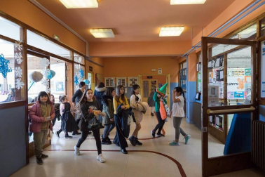 Alumnos del CP Santos Justo y Pastor de Fustiñana durante una jornada lectiva.