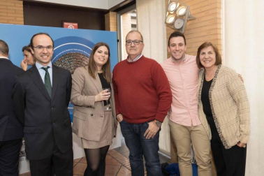 Más de un centenar de representantes de la sociedad ribera han asistido este jueves a la celebración de los 20 años de la Edición de La Ribera de Diario de Navarra, en un acto que ha tenido lugar en Tudela.