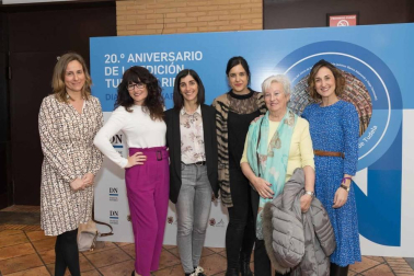 Más de un centenar de representantes de la sociedad ribera han asistido este jueves a la celebración de los 20 años de la Edición de La Ribera de Diario de Navarra, en un acto que ha tenido lugar en Tudela.