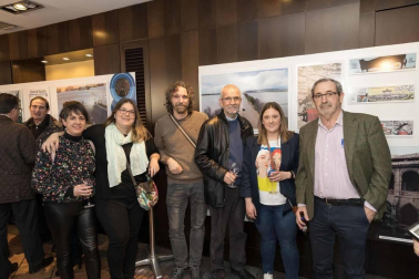 Más de un centenar de representantes de la sociedad ribera han asistido este jueves a la celebración de los 20 años de la Edición de La Ribera de Diario de Navarra, en un acto que ha tenido lugar en Tudela.