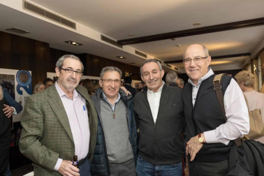 Más de un centenar de representantes de la sociedad ribera han asistido este jueves a la celebración de los 20 años de la Edición de La Ribera de Diario de Navarra, en un acto que ha tenido lugar en Tudela.